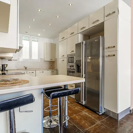 Saint Charles -parking-climatisation-centre Apartment *