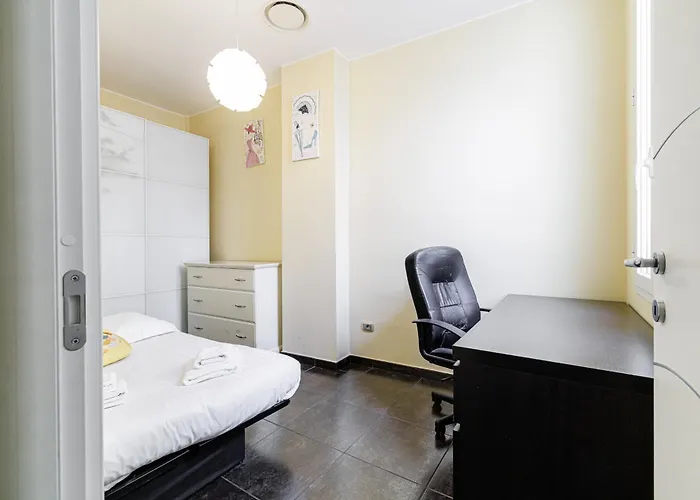 Le Saint Charles-parking-climatisation-centre *