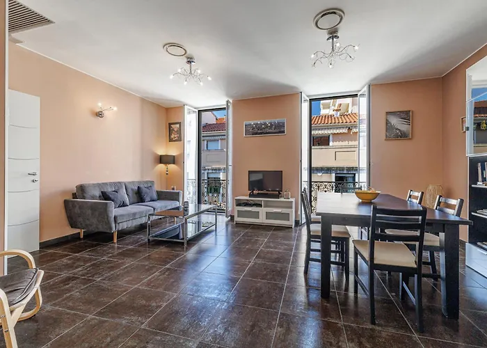 Le Saint Charles-parking-climatisation-centre Menton